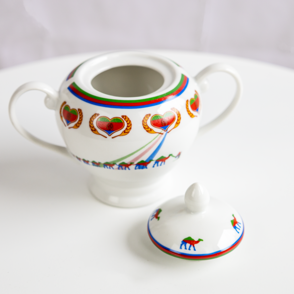 Porzellan Kaffee-Set mit Henkel